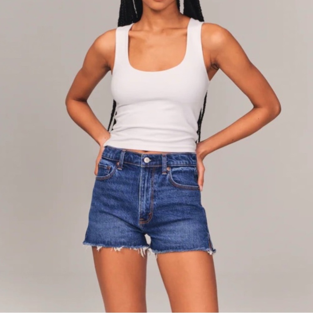 Abercrombie & Fitch Curve Love High Rise Mom Shorts Dark Wash